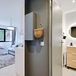 Studio 2P Cosy & Equipped Quiet Location Paris